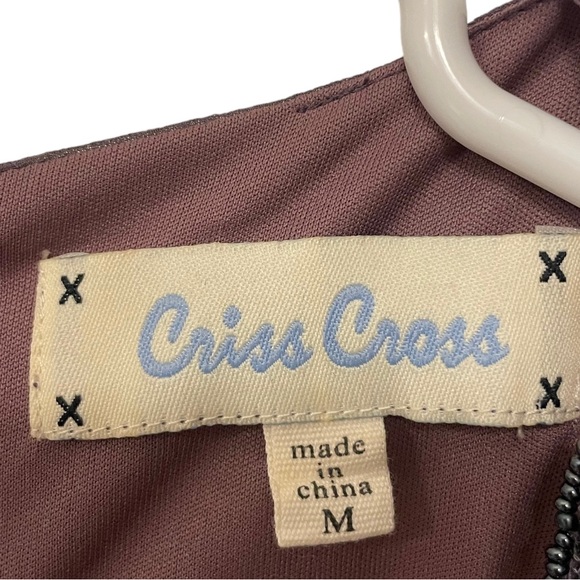 Criss Cross: Mauve / Lavender A-Line Dress - Picture 4 of 10